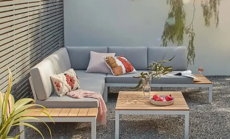 Outdoor Flooring, SPC Flooring & Vinyl Flooring in the UAE: Which Surface Fits Your Space?